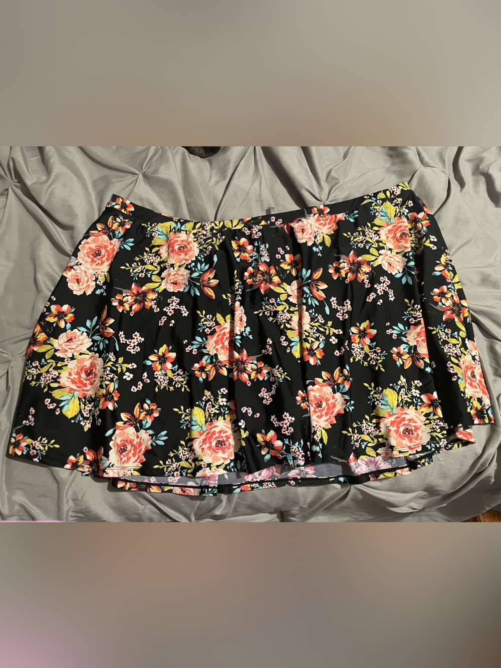 Torrid floral swim skirt size 4